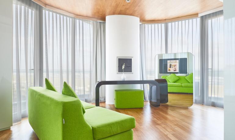i-suite it pasqua-a-rimini-musei-e-degustazioni-soggiorno-in-hotel-sul-mare 015