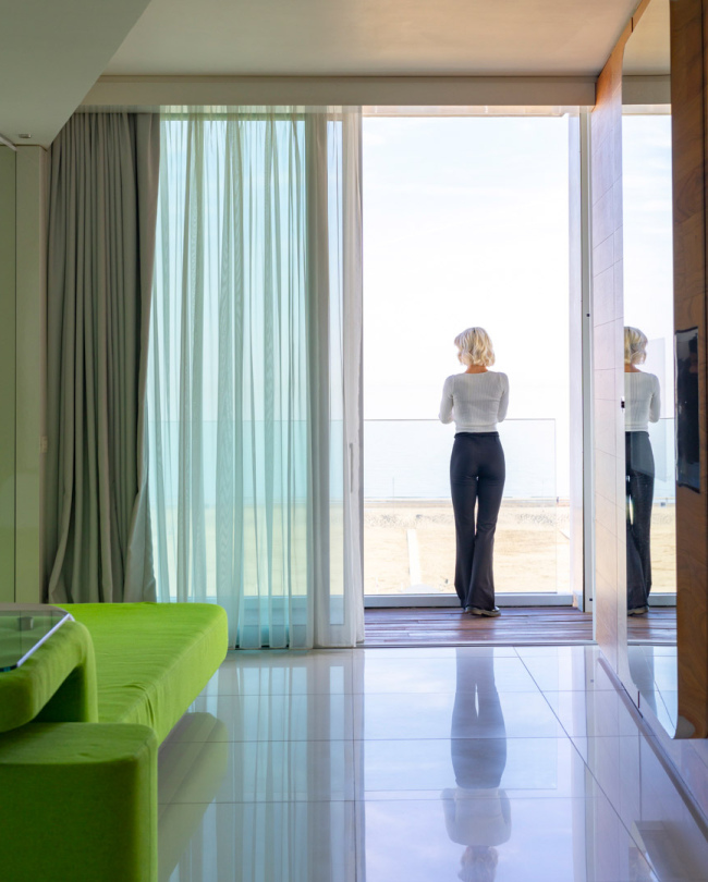 i-suite en en 016